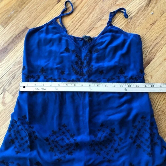 Forever21 blue with black embroidered romper - Picture 5 of 7